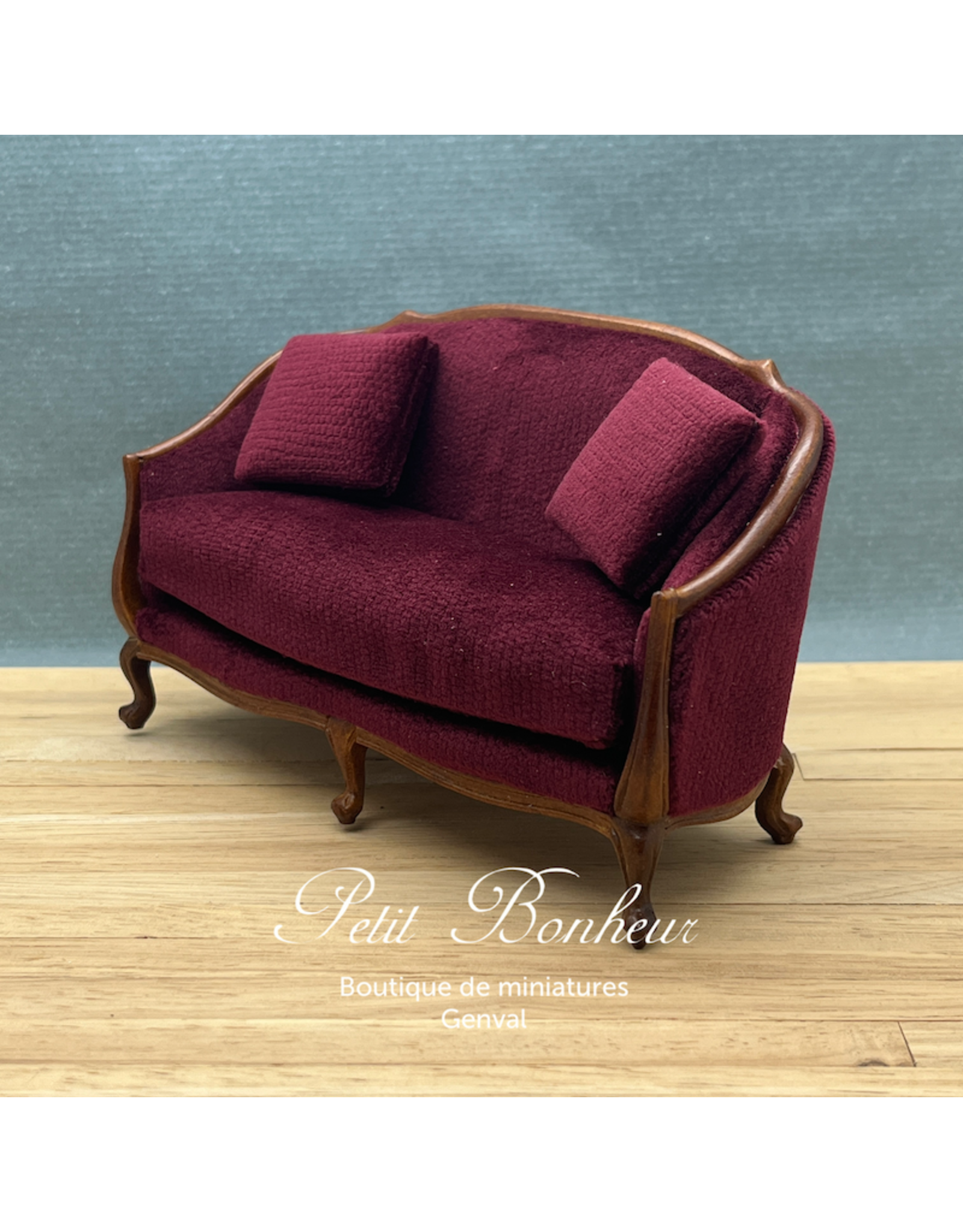 Sofa Louis XV noyer & velours violine miniature 1:12