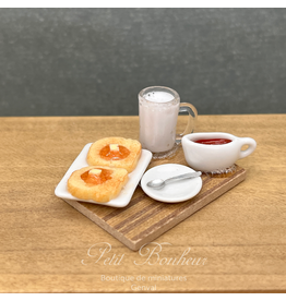 Plateau petit déjeuner avec deux toasts (abricots) miniature 1:12