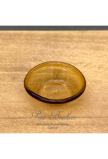Assiette ambrée en verre miniature 1:12