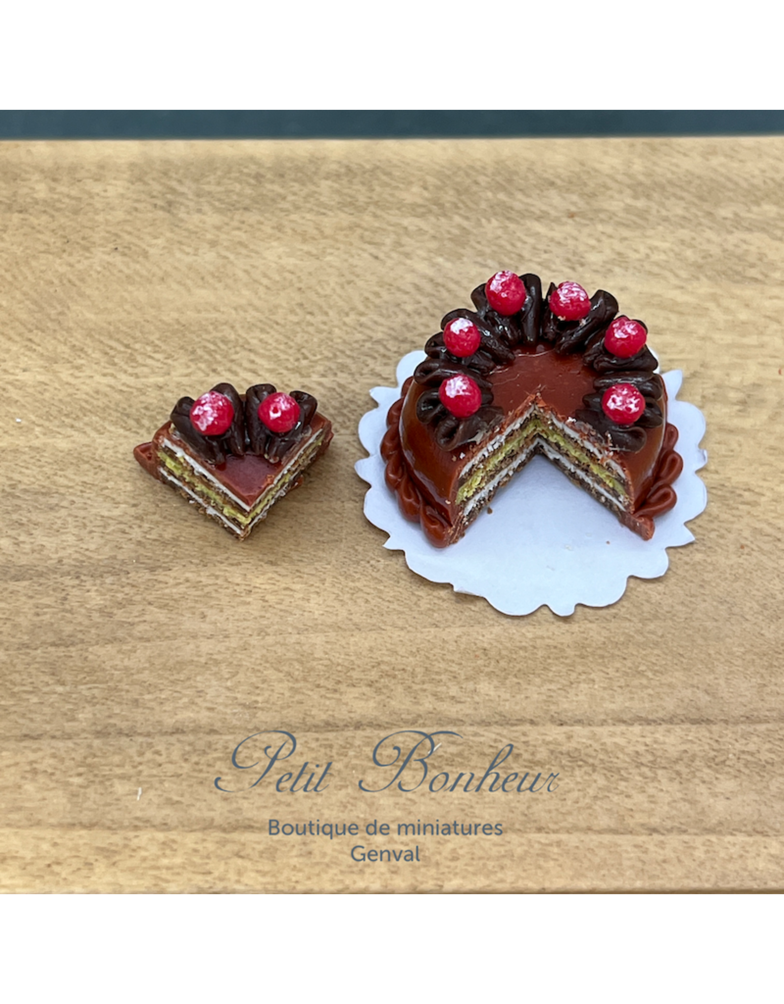 Gâteau Opéra (1 part coupée) miniature 1:12