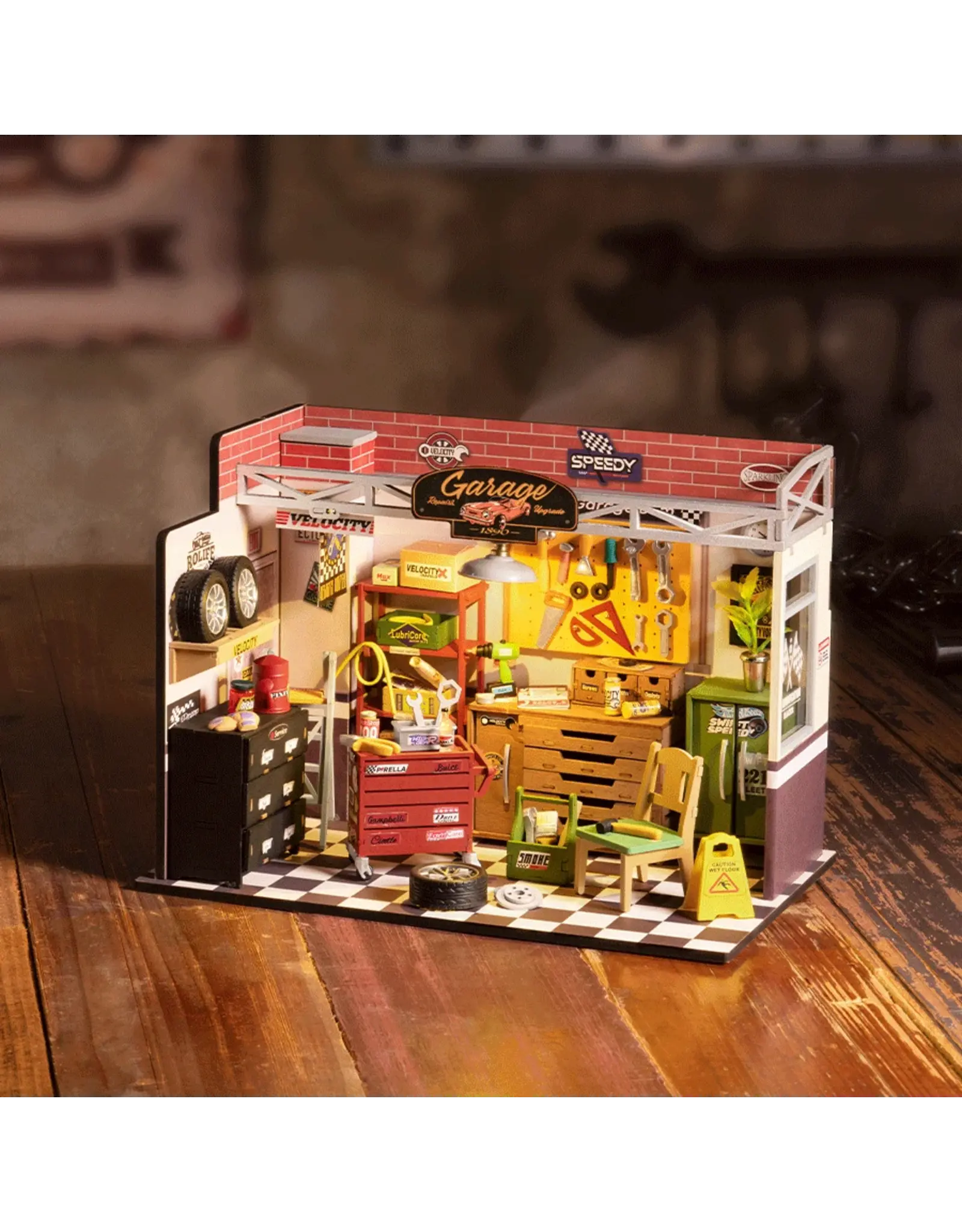 Rolife Garage Workshop DG165 - Rolife DIY Miniature Dollhouse