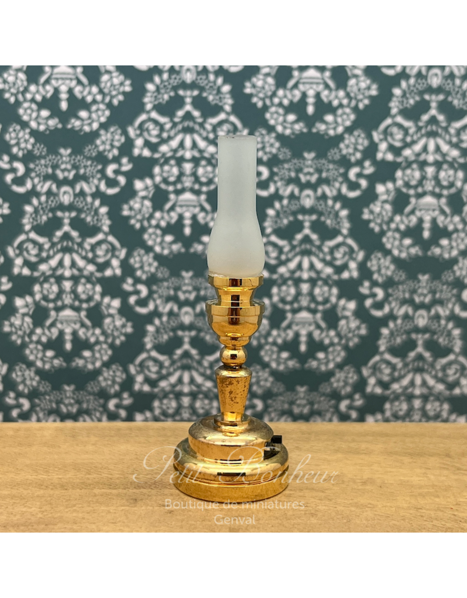 Lampe à huile de table LED miniature 1:12