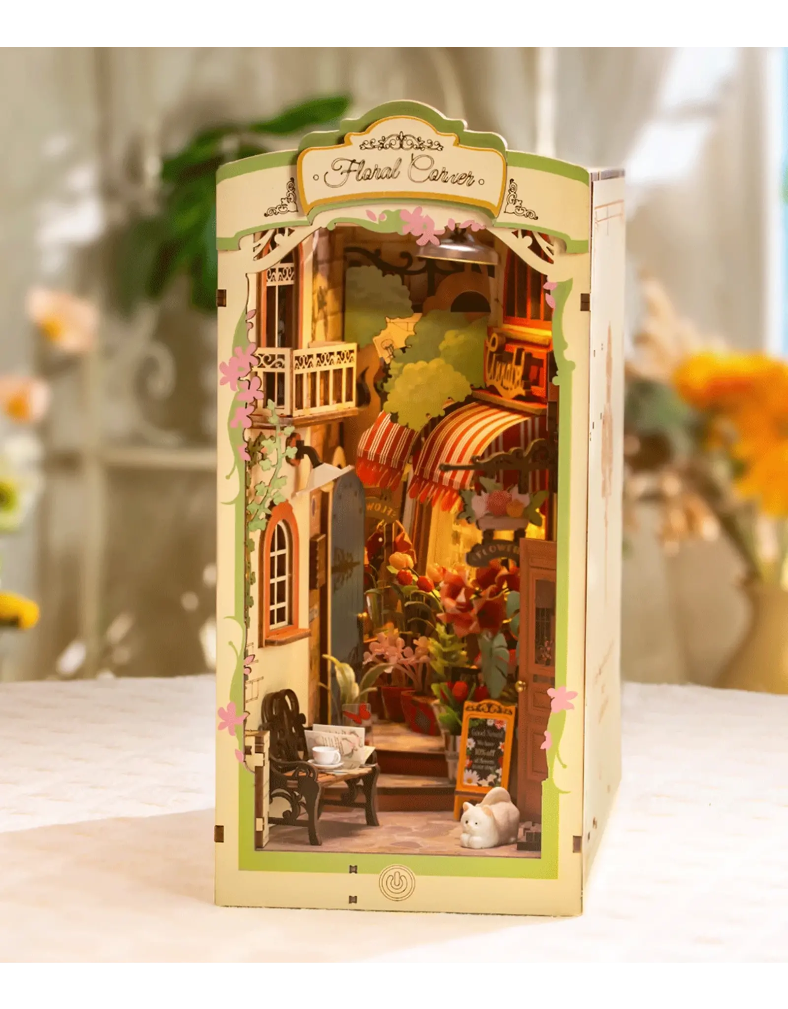 Rolife Floral Corner - Coin Fleuri (Book Nook) TGB09 - Rolife DIY Miniature Dollhouse