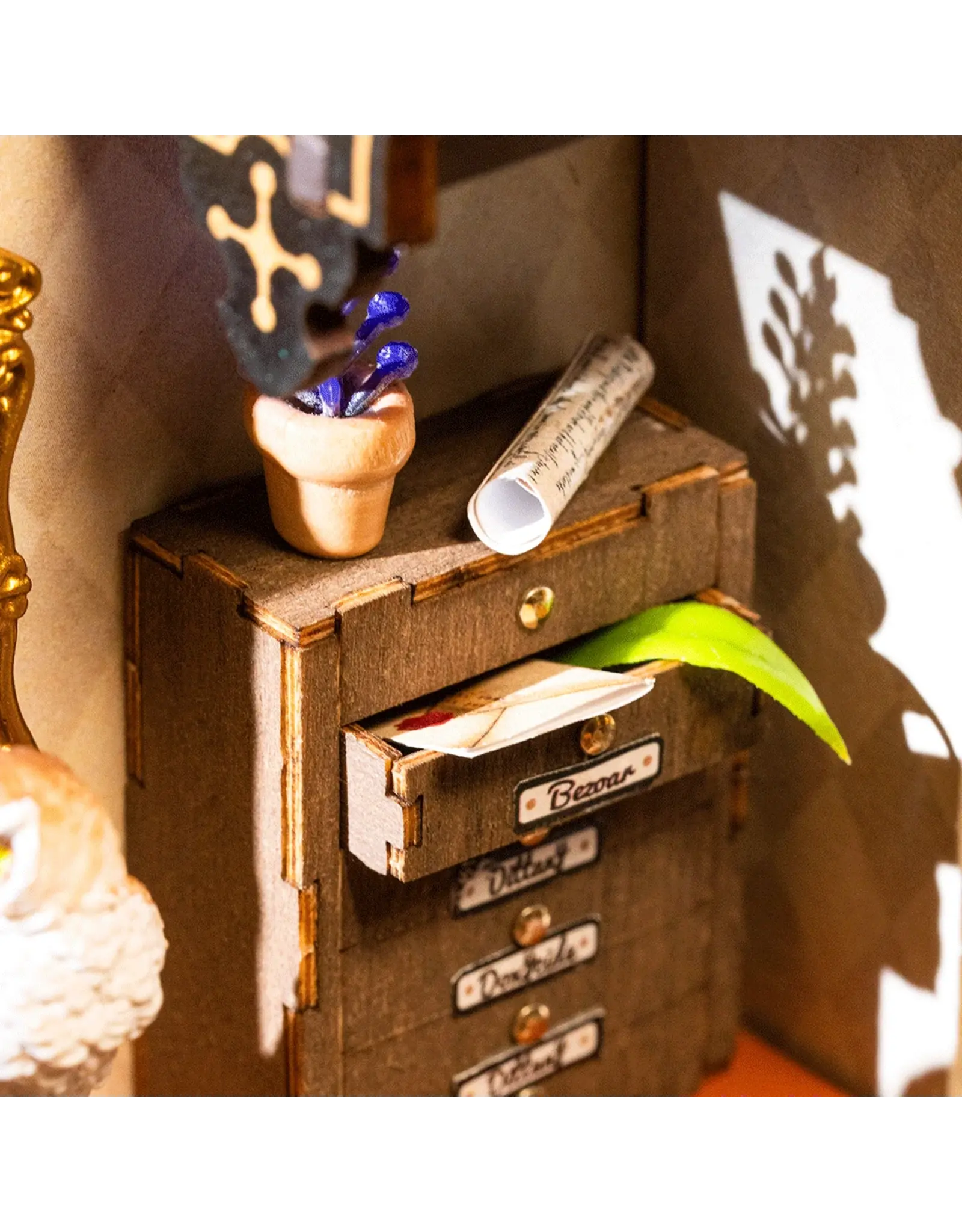 Rolife The Magic Study - DG166 - Rolife DIY Miniature Dollhouse