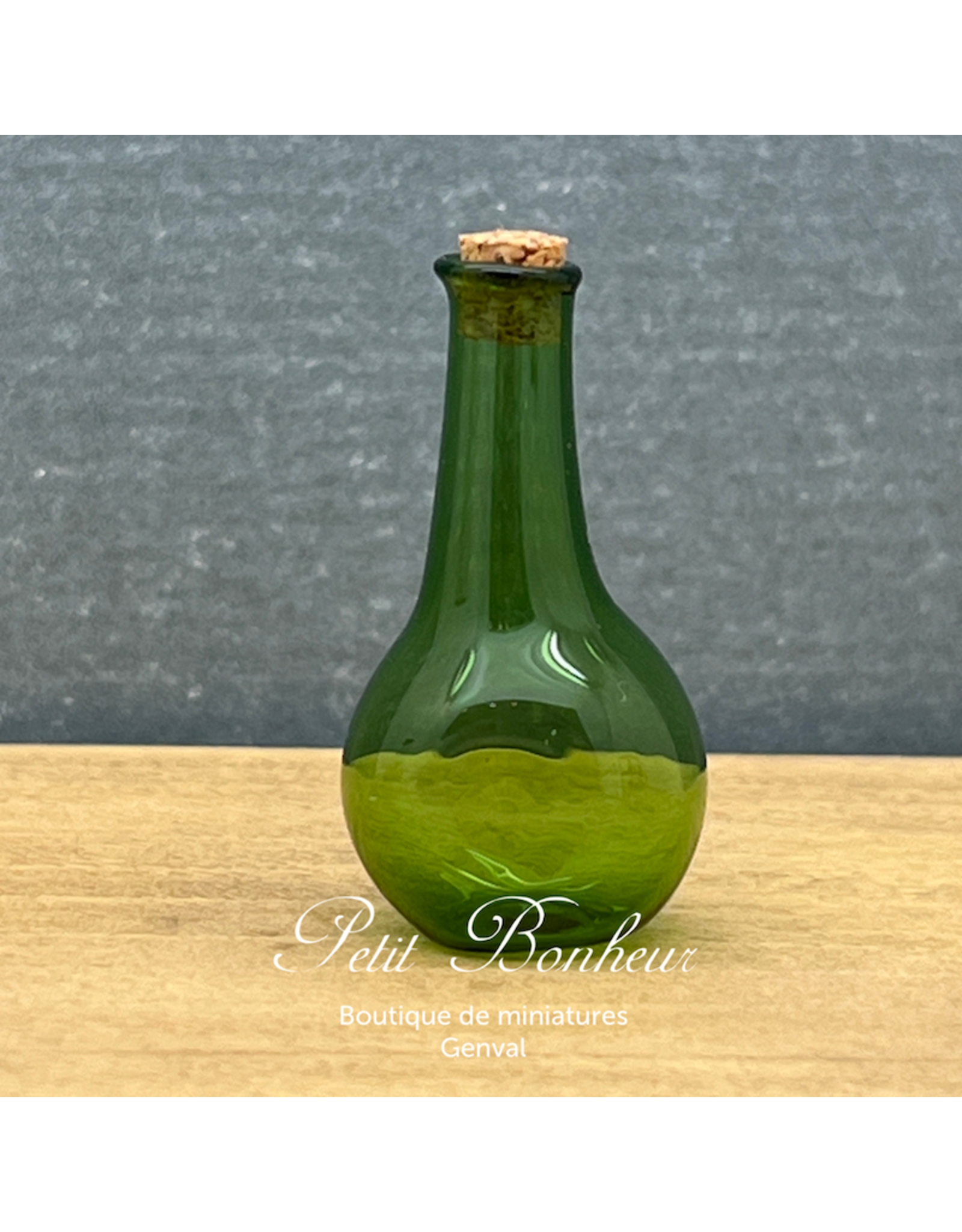 Bouteille verte en verre avec bouchon de liège, miniature 1:12
