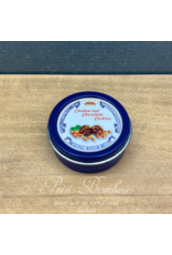 Boîte de cookies au chocolat et noix de cajou