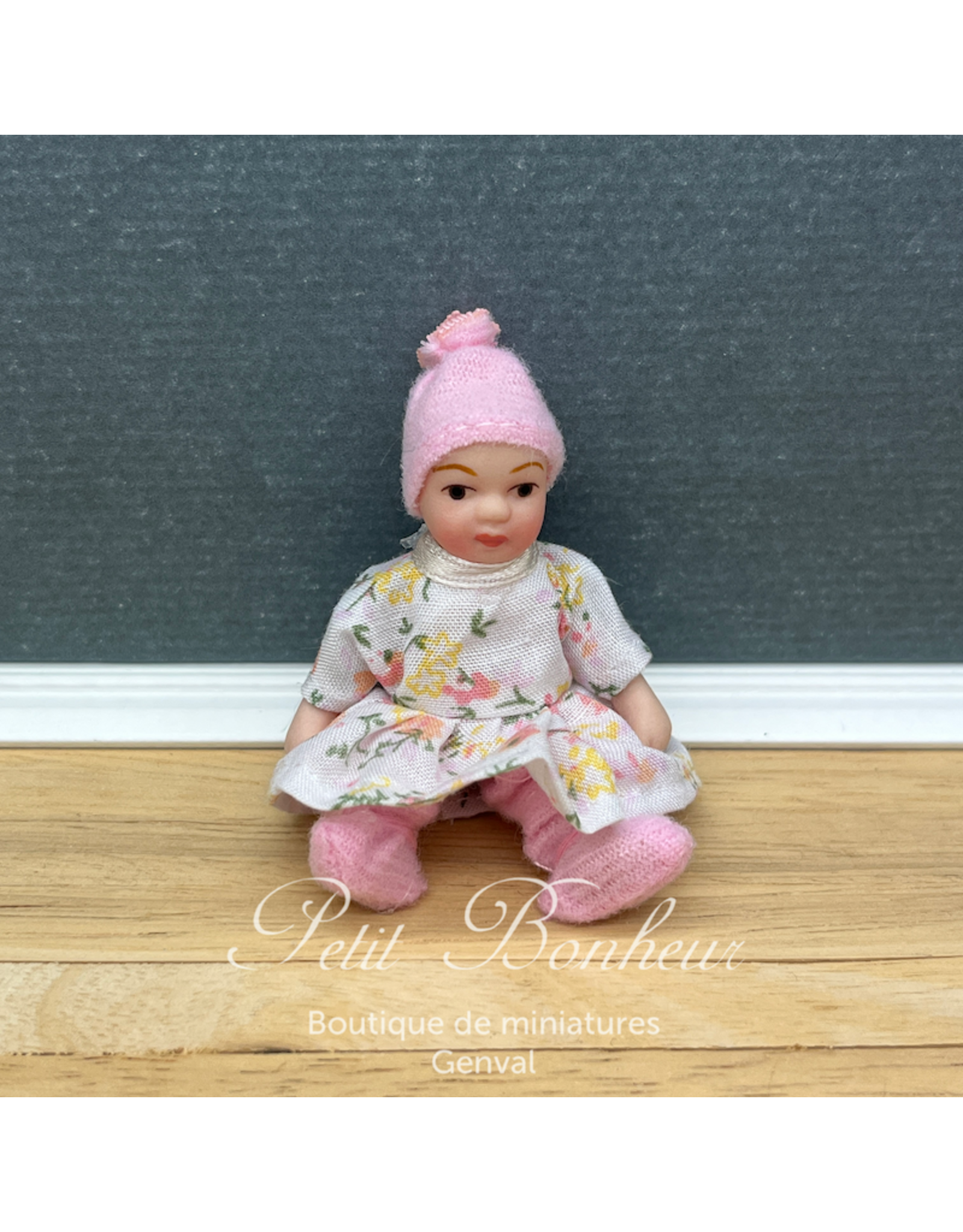 Bébé robe à fleurs