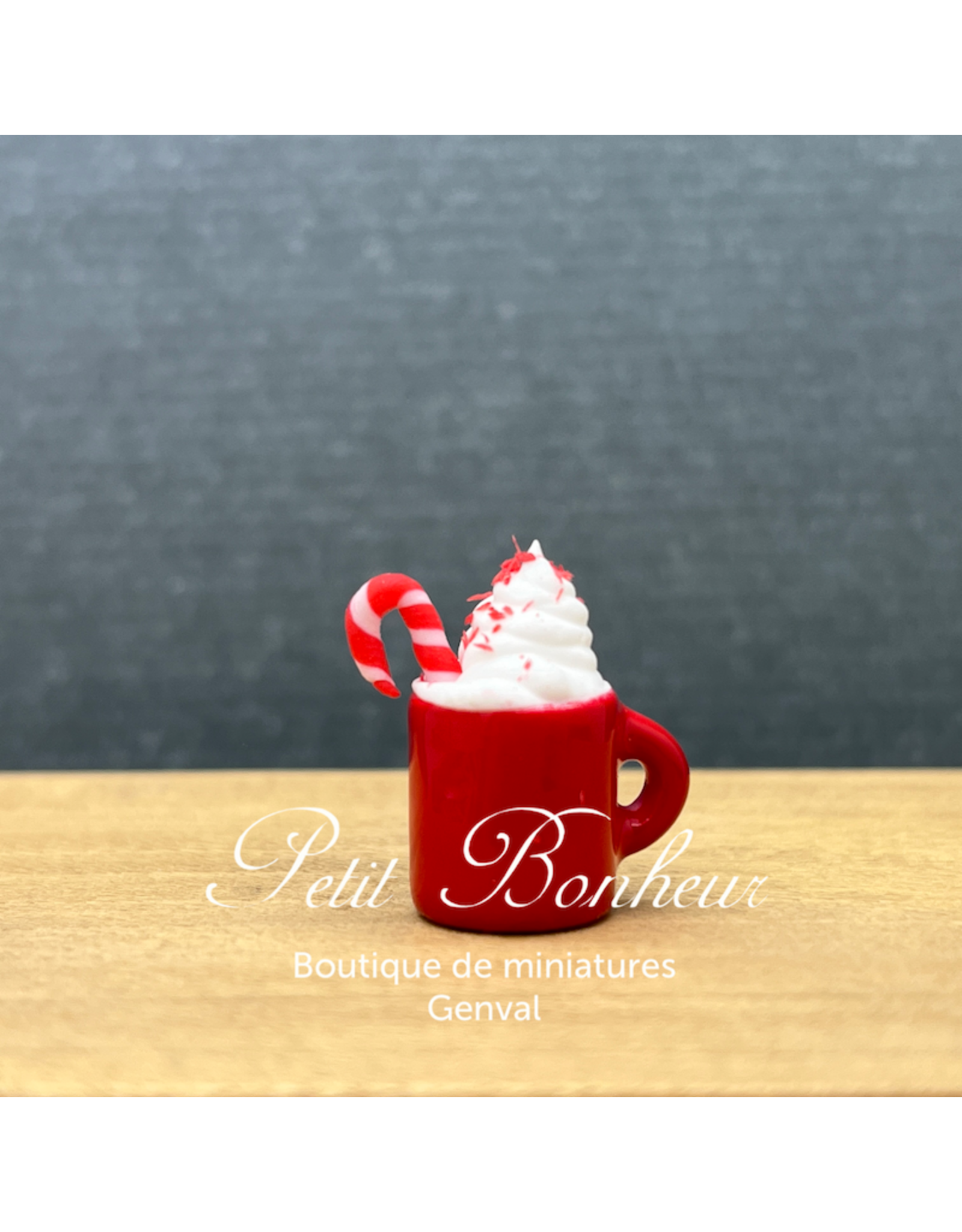 Mug rouge de Noël - miniature 1:12