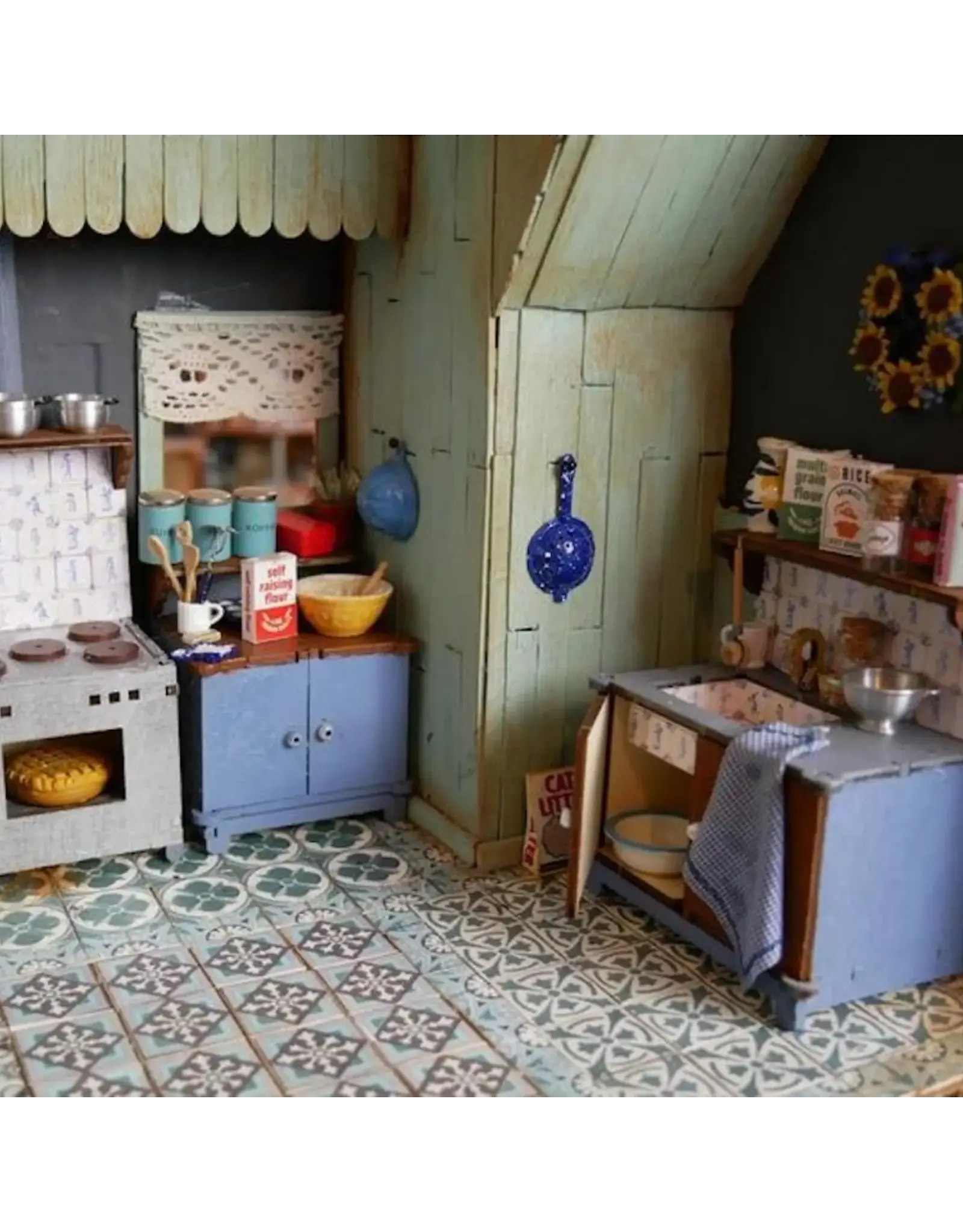 The Mouse Mansion Kit meubles cuisine maison de souris à assembler – univers miniature créatif en bois