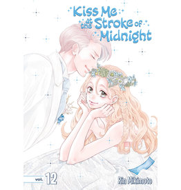 Kiss Me at the Stroke of Midnight 12 (Engelstalig) - Manga