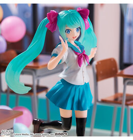 Hatsune Miku - 16th Anniversary Luminasta PVC Statue - 18 cm