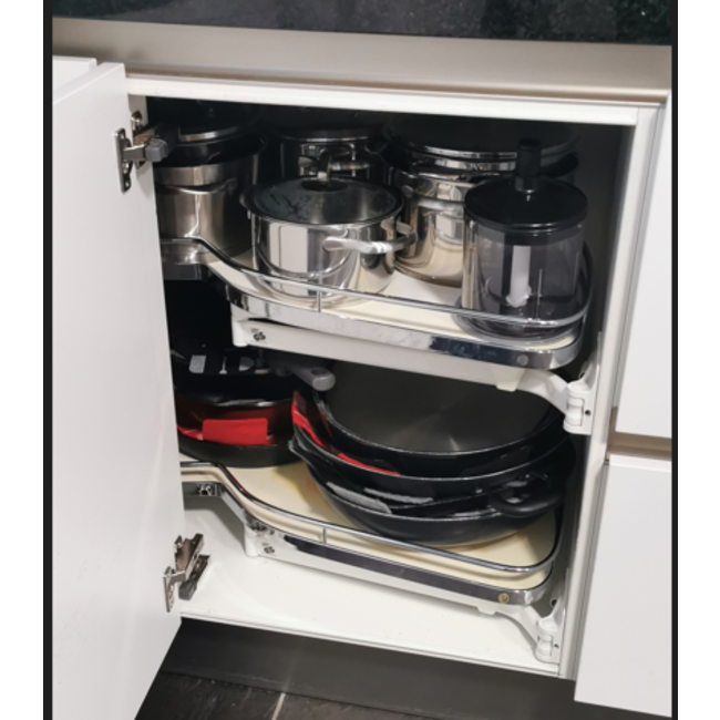 SieMatic Anti-slipmat voor hoekonderkast met zwenkplateaus en chroom omranding