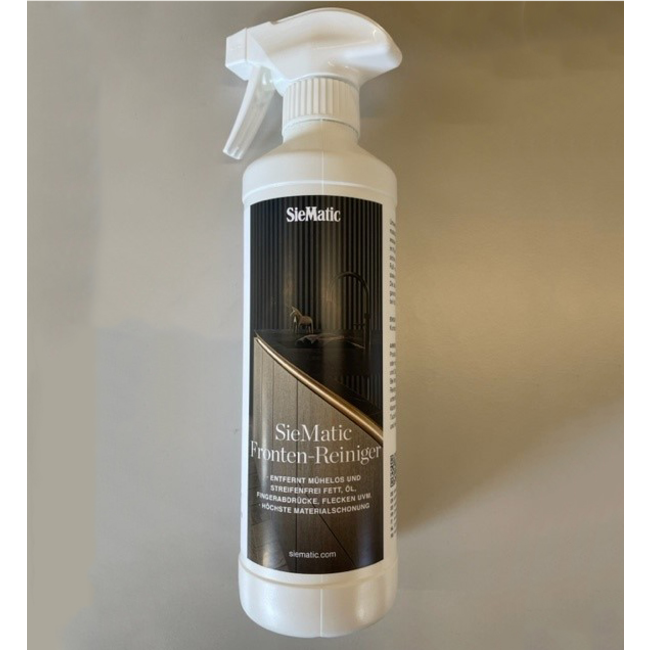 SieMatic Reinigingsset voor SieMatic keukenfronten, bestaande uit spuitflacon en microvezeldoek.