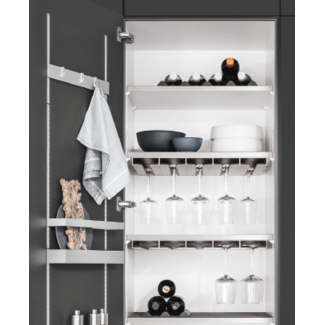 SieMatic luxe legplank met alu voorzijde en flock2block mat bovenzijde en 5 wijnglazenhouders  voor SieMatic kasten met legplanken 434mm diep