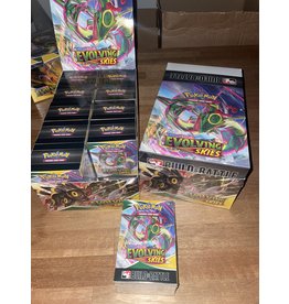 Evolving Skies Build & Battle Kit Case (10) Evolving Skies Build & Battle Kit Case (10)