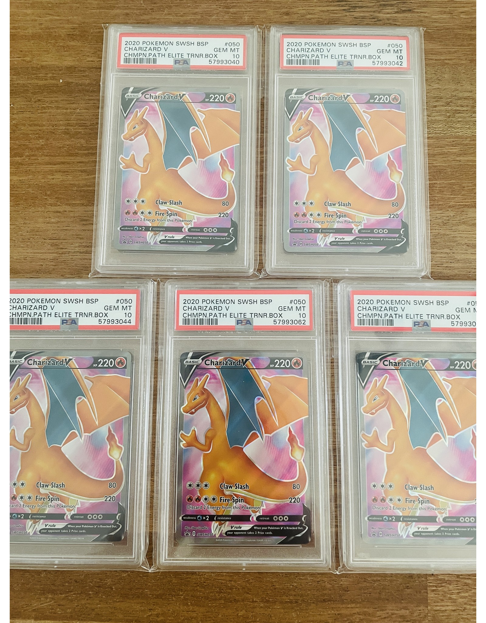 Charizard V SWSH 050 PSA 10