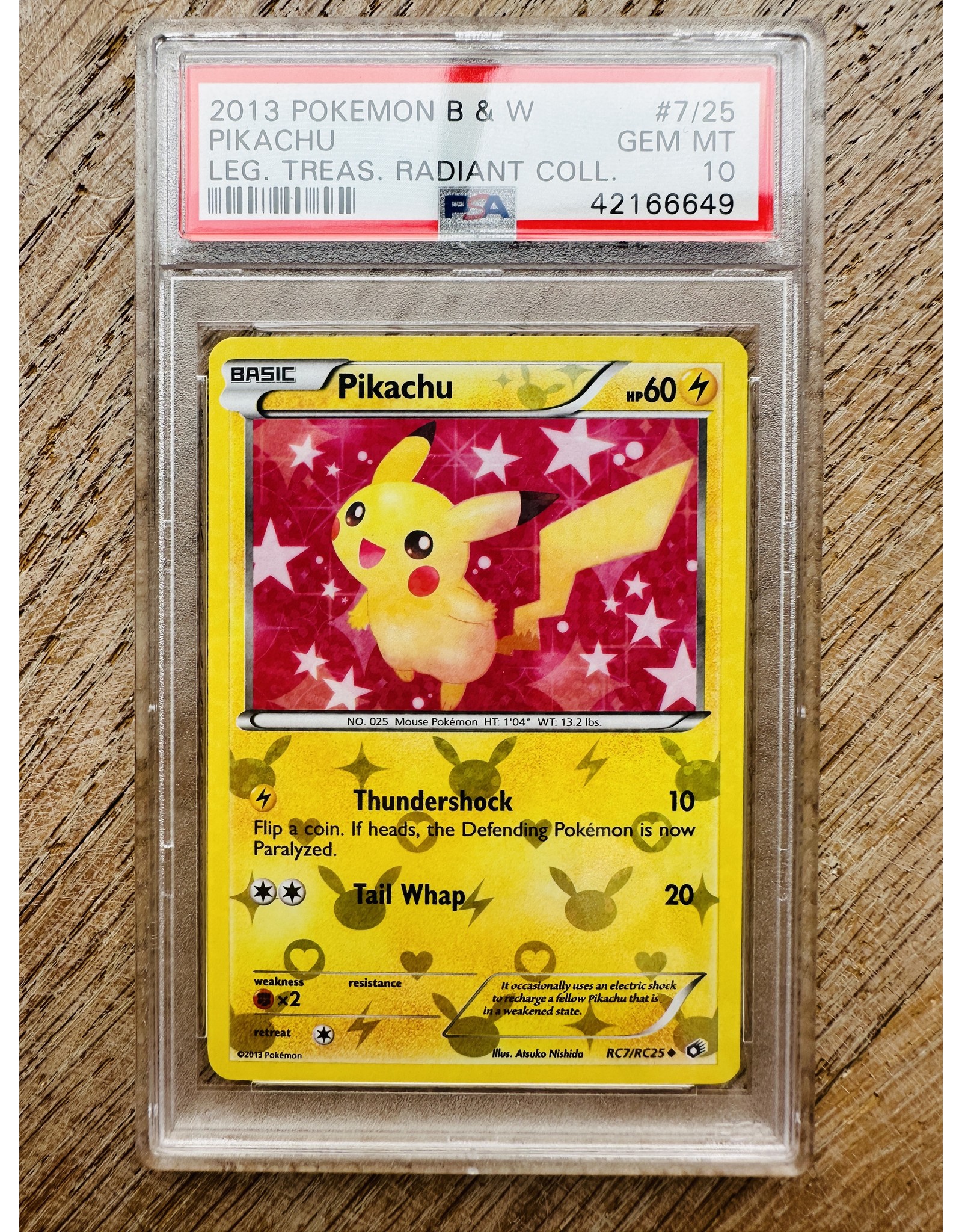 Pikachu Radiant Collection Legendary Treasure, Pokémon