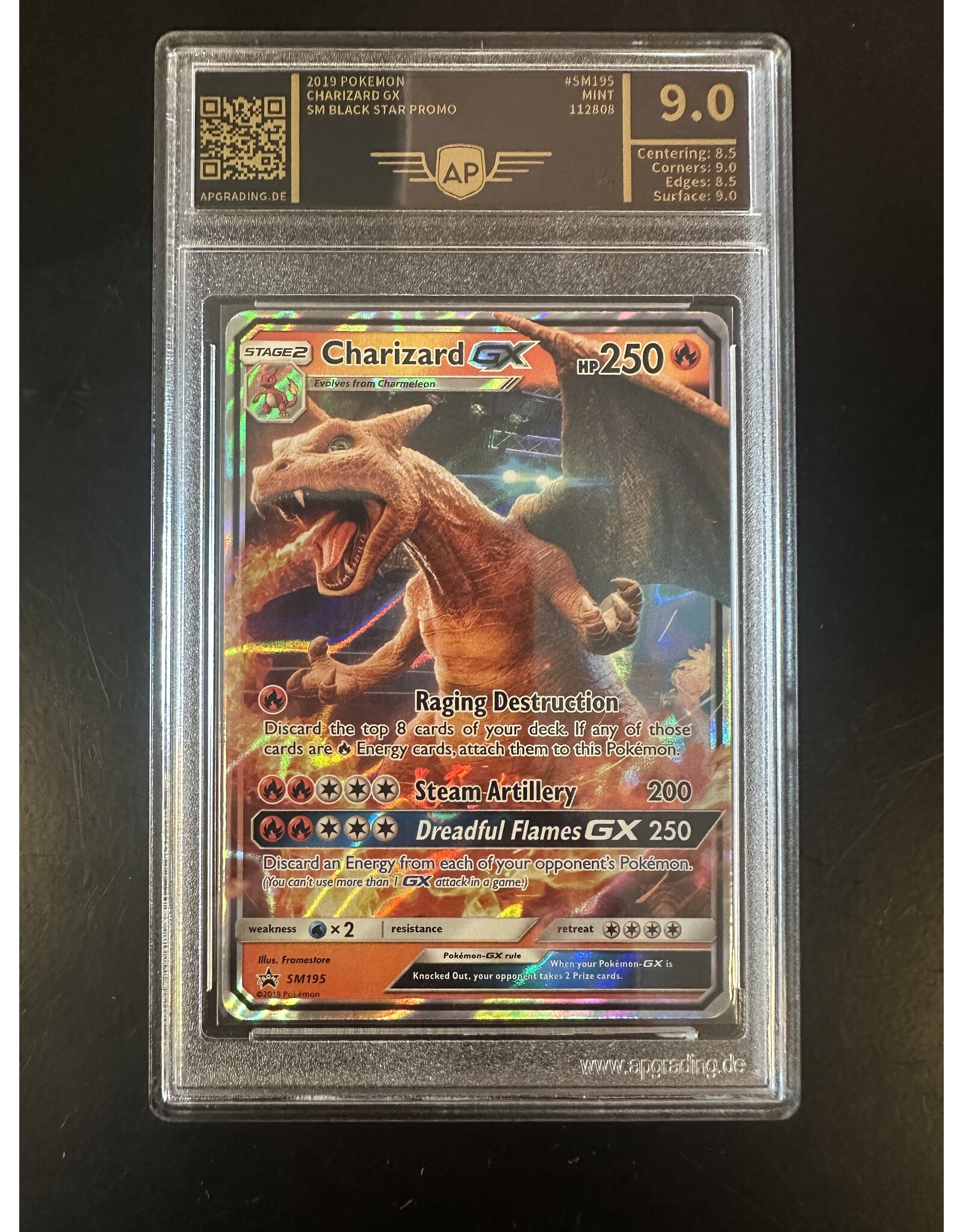 Charizard GX SM195 AP 9.0 - LegendaryCards.eu Charizard GX SM195 AP 9.0 - LegendaryCards.eu