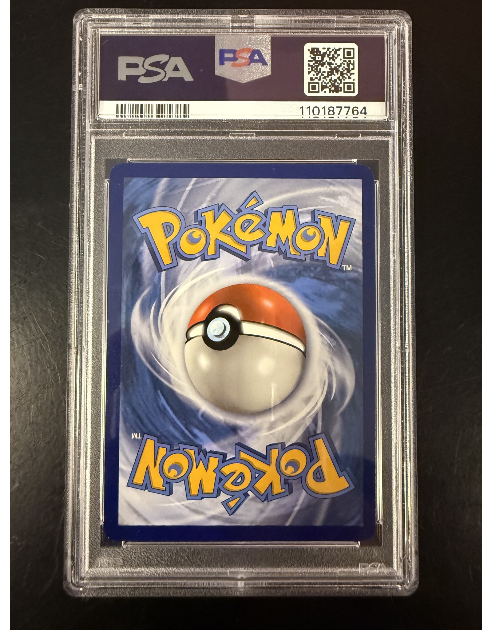 Galarian Zapdos STAFF Evolving Skies Prerelease SWSH124 PSA 8