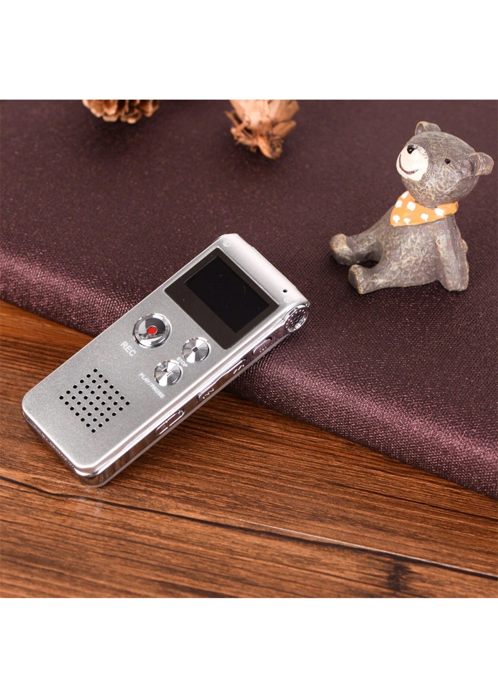 Premium Digitale - Premium Voice Recorder - Multifunctionele Voice Recorder - Dictafoon 16 GB - Audio Memo Recorder Met USB - Spraak Recorder - Sound – Geluid Recorder - Opname Apparaat - Met MP3 Speler Functie – Paars