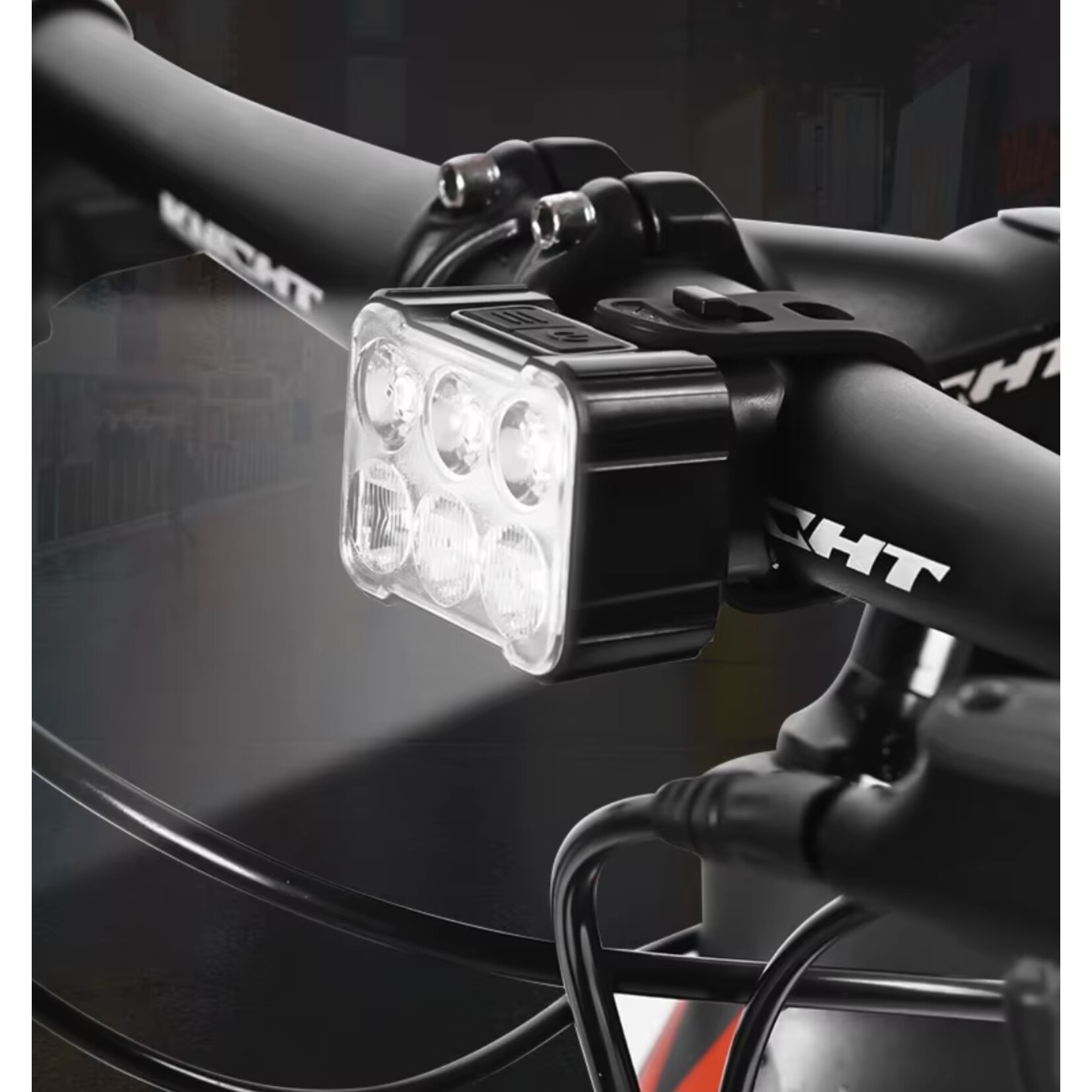 Voor- of Achterlicht Fietsverlichting - Drie lichtmodi - Waterdicht - USB Oplaadbaar