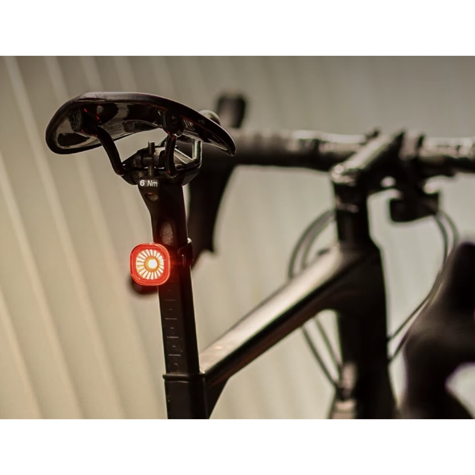 Fietsachterlicht met automatische remsensor, waterdicht, USB-oplaadbaar, fietsveiligheidswaarschuwing, LED-achterlicht