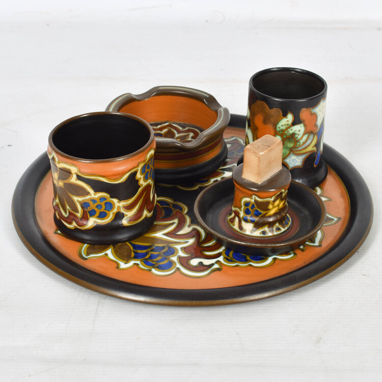Gouds plateel Gouds Plateel Earthenware - Nadro  - Complete set with dish, lidded jar, vase and ashtray