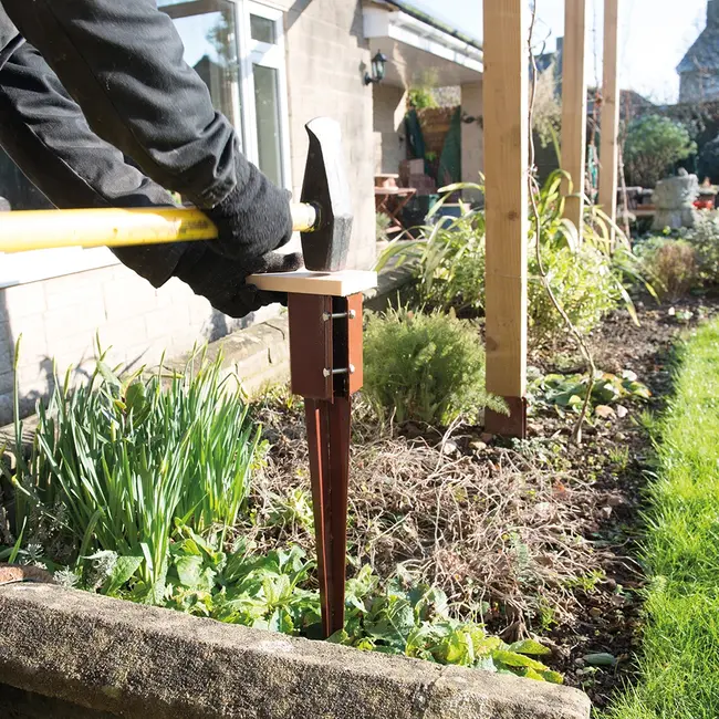 Fixman Gepunte paalhouder 100 x 100 x 750 mm