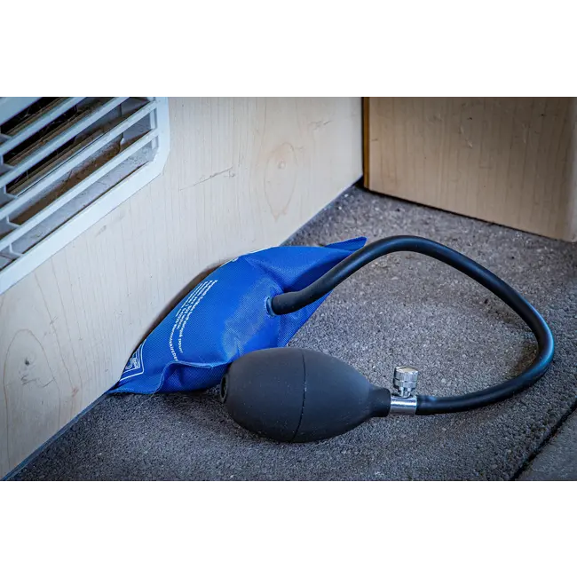 BGS Drukluchtkussen - met handpomp - vierkant - 165 x 150 mm