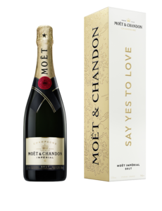 Moët & Chandon Impérial Brut 75CL in Giftbox Say Yes To Love