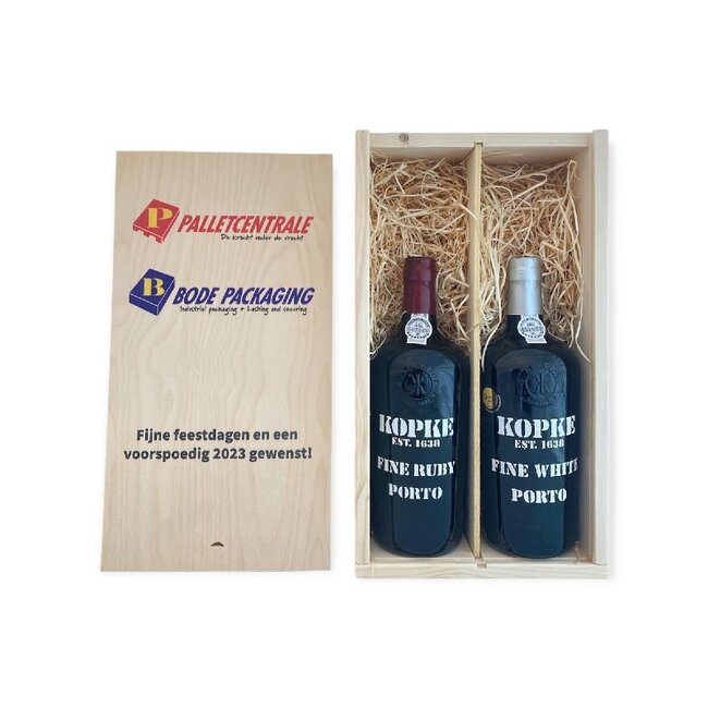 Gepersonaliseerde kist met 2 flessen Port