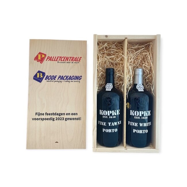 Gepersonaliseerde kist met 2 flessen Port