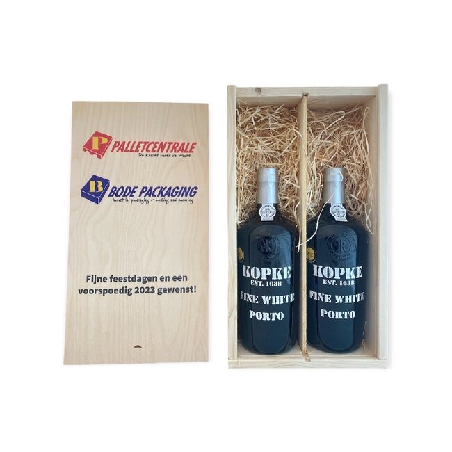 Gepersonaliseerde kist met 2 flessen Port