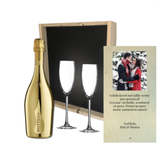 Bottega Gold in geschenkkist met 2 glazen en bedrukking