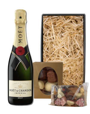 Moët & Chandon Champagne Brut 75CL Valentijnspakket met Chocolade