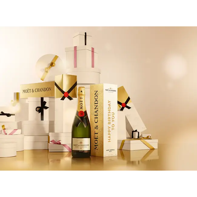 Moët & Chandon Specially Yours 2023 Cardboard Happy Birthday