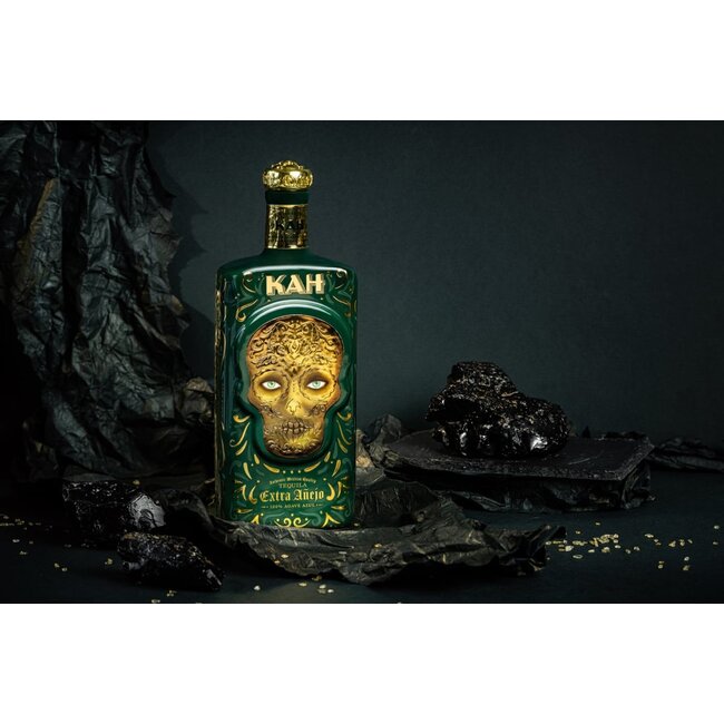 Kah Extra Anejo Brick 70CL