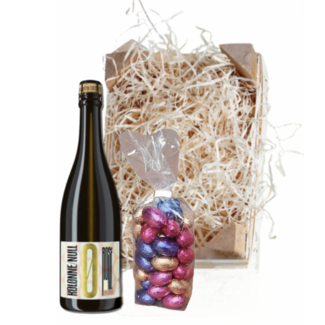 Kolonne Null Alcoholvrij Paaspakket Sparkling Rosé 37,5CL met Luxe Paaschocolade Kolonne Null Alcoholvrij Paaspakket Sparkling Rosé 37,5CL met Luxe Paaschocolade