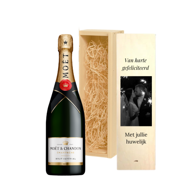 Bruiloft Cadeau – Champagne in Gepersonaliseerde Kist