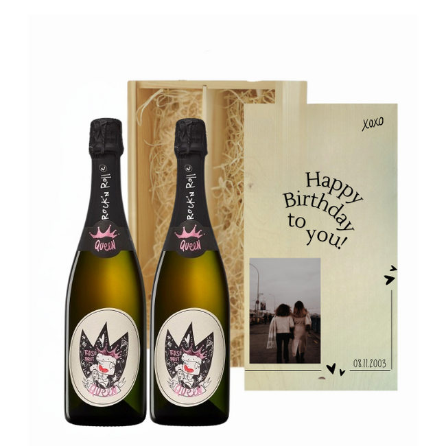 Gepersonaliseerde Kist met 2 Flessen Bubbels – Proost op de Verjaardag