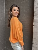 Trui Winanda oranje