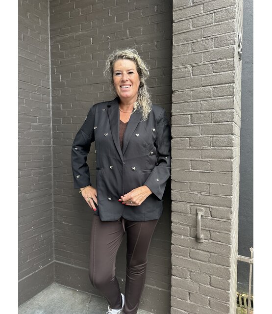 Colbert Hart Zwart Colbert Hart Zwart