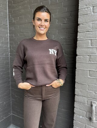 Trui New York Bruin