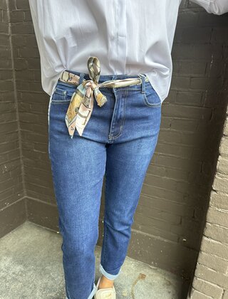 Jeans Mom Blauw + sjaalriem