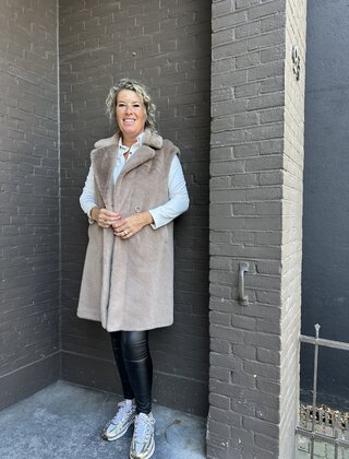 Bodywarmer Fluffy Taupe
