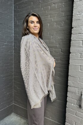 Sjaal Mirjam Taupe