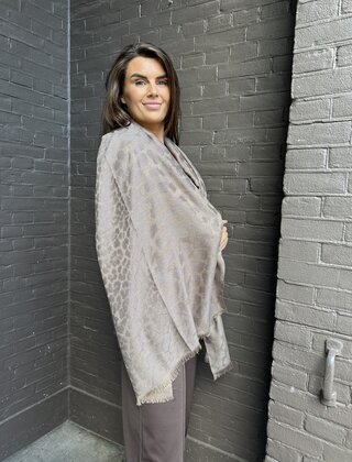 Sjaal Mirjam Taupe