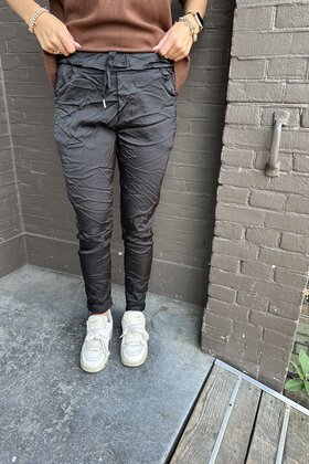 Broek Sascha zwart