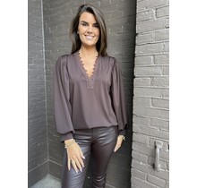 Top Vicky bruin