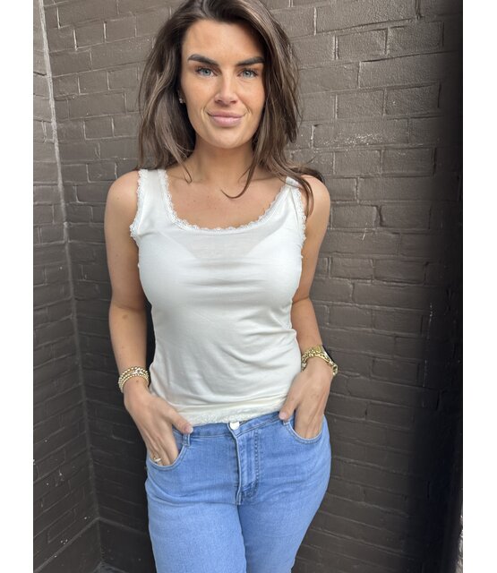 Top Tess Off-white
